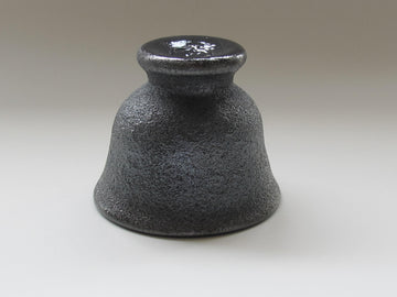 ガラス黒薩摩 桜島灰銀箔金彩酒器揃え(片口×1、盃×1)