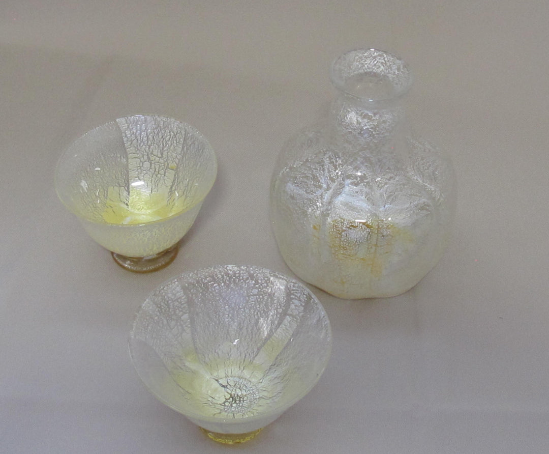 白銀彩瓶子徳利と盃の冷酒用酒器揃え（徳利×1、盃×2） 限定一点モノ